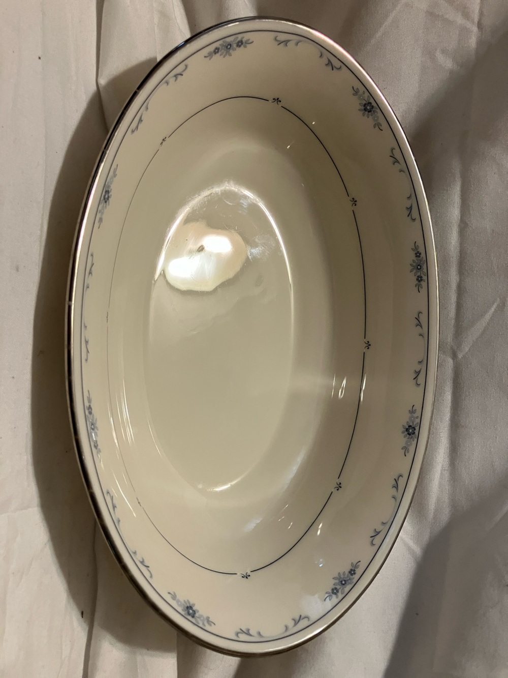 Vintage Lenox china serving dish. 2.5”-9.5” with silver trim